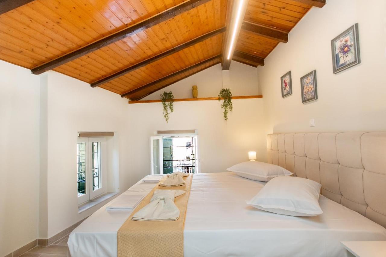 Odisseus Old Town Apartment Corfu  Екстериор снимка